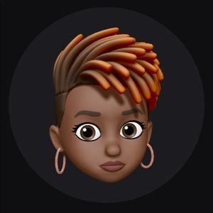 Meet your Posher, Monique